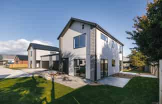 5 Cypress Way , Levin