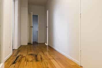 Functional 75m2 Office | Mount Roskill