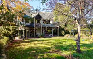 501 Upper Hook Road, MAKIKIHI