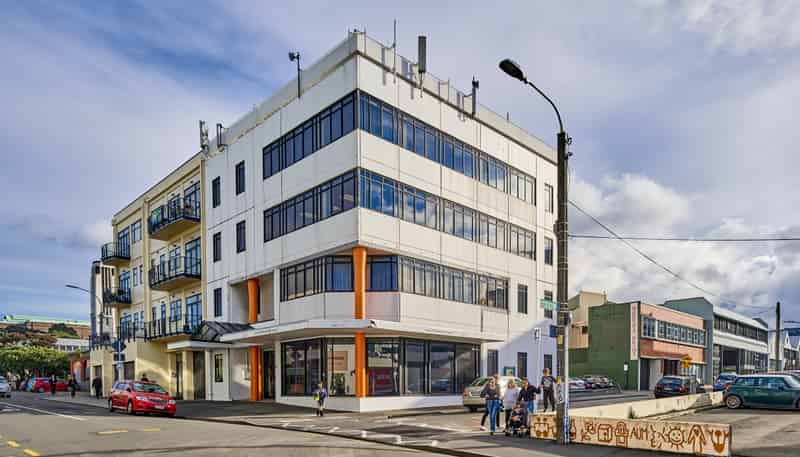 Part level Tory Street, Te Aro