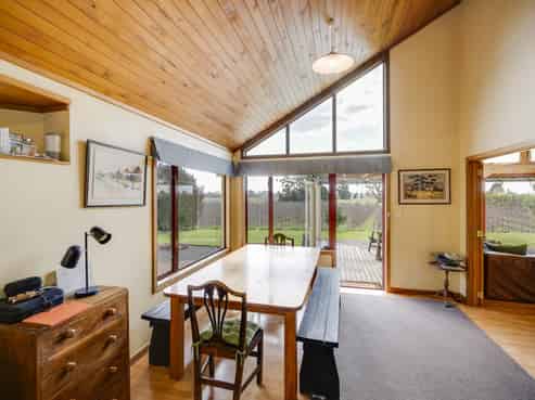 42 Raymond Road, Haumoana