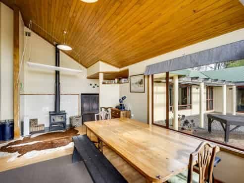 42 Raymond Road, Haumoana