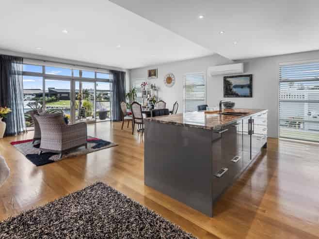 123  Marsden Bay Drive, One Tree Point