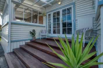 2 Dalton Street, Hokitika
