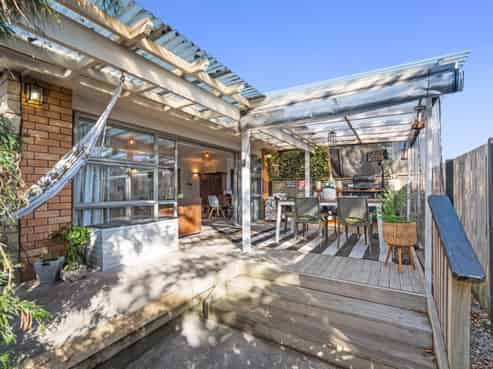 210A Te Moana Road, Waikanae