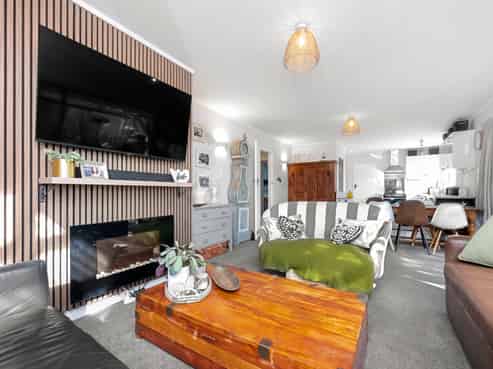 210A Te Moana Road, Waikanae