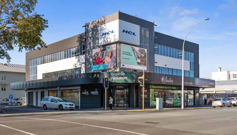 660 Victoria Street, Hamilton Central