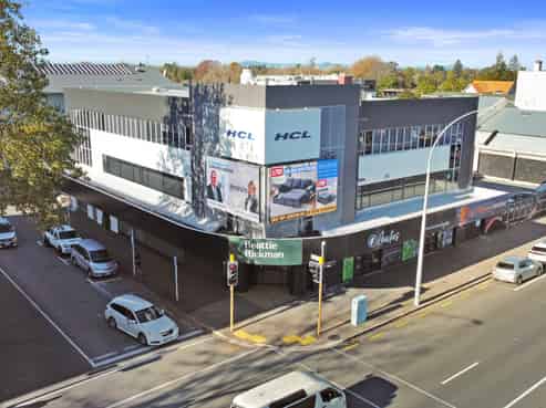 High Yielding Freehold Investment