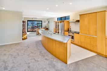 3/125 Thorndon Quay, Thorndon