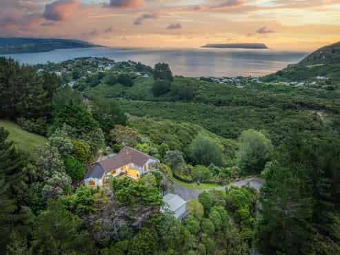 104 Airlie Road, Plimmerton