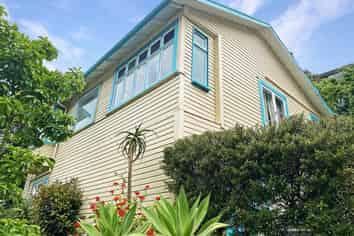 86 Shakespeare Road, Napier Hill