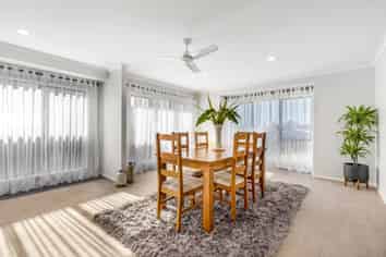 21 Omega Place, Coastlands