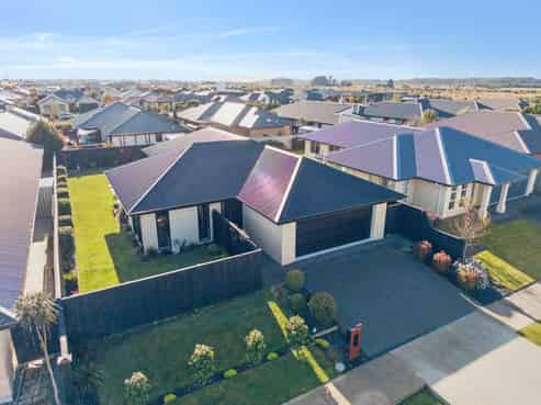 12 Waimarie Street, Pegasus
