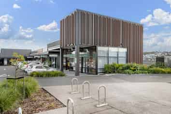 RETAIL LEASING NOW AVAILABLE - PINEHILL CENTRAL

