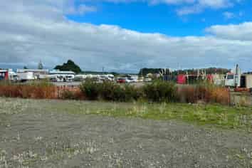 Prime corner yard at entrance to Bell Block