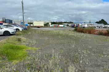 Prime corner yard at entrance to Bell Block