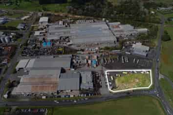 Prime corner yard at entrance to Bell Block