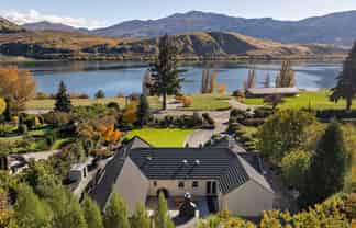 714 Lake Hayes-Arrow Junction Highway, Lake Hayes