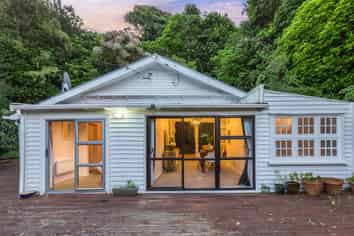 1/45 Airlie Road, Plimmerton