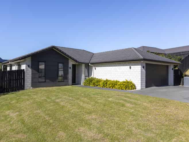 22 Astrid Lane, Wellsford