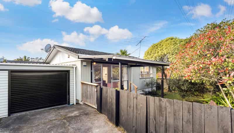 2/34 Reynella Drive, Massey