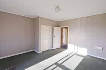 48 Blackwater Street, Bluff