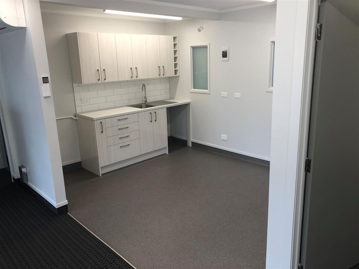 Savills | Affordable Industrial Units – 552sqm - Daha fazla