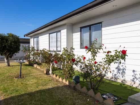 12A Clark Avenue, Pirimai