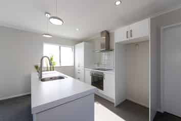 12A Clark Avenue, Pirimai