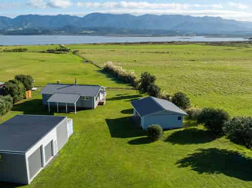 103 Lake Ferry Road, Lake Ferry