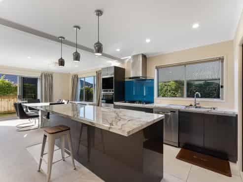 8 St Johns Heights, Otamatea