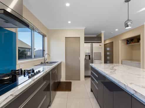 8 St Johns Heights, Otamatea