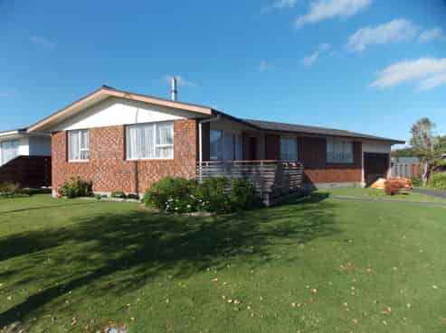 122 Benmore Avenue, Cloverlea