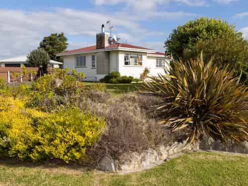 32 Trinity Crescent, Pirimai