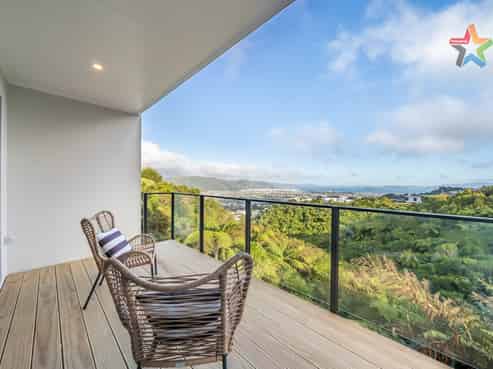 13a Winifred Way, Belmont