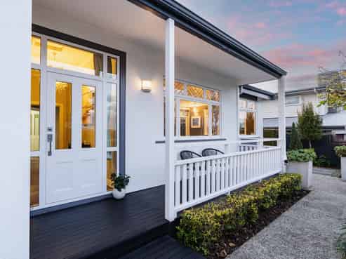 1 Harcourt Street, Belleknowes