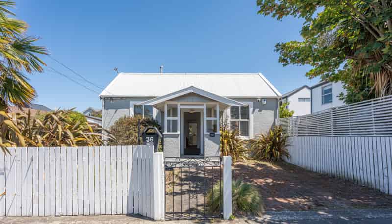 36 Dickens Street, Addington