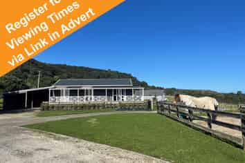 12a Constable Road, Muriwai