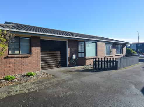 2/239 Spey Street, Invercargill