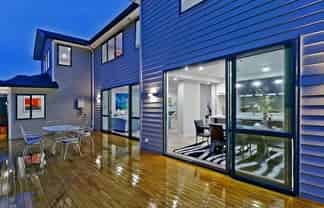 56 Huntington Park Drive, Greenhithe