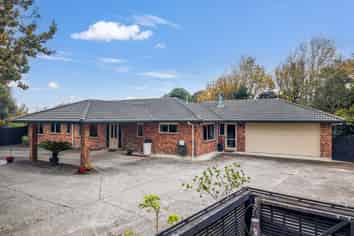 17 Brights Road, Waiuku