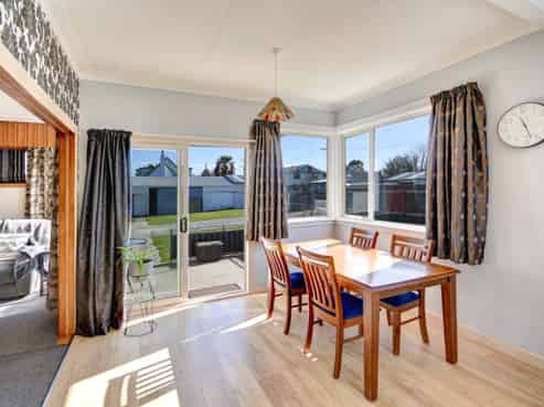 54 Chaucer Street, Milton