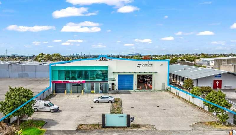 21 Soljan Drive, Henderson