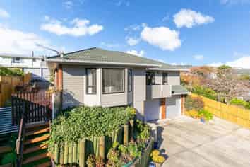 11A Roy Street, Tawa