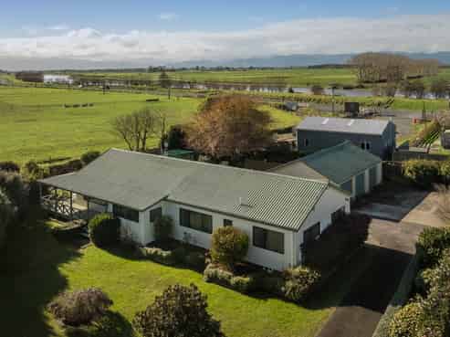 9 Mcclean Place, Ngatea