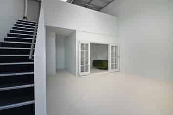 Vacant Lyall Bay Junction Unit!