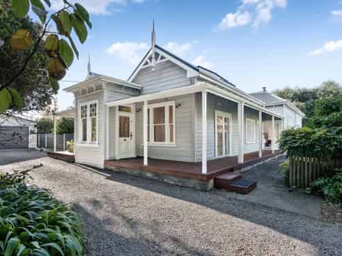 93 Kuratawhiti Street, Greytown