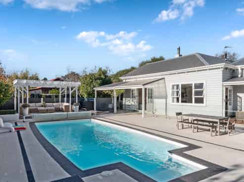 93 Kuratawhiti Street, Greytown