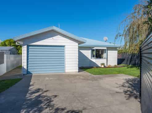 2/237 Georges Drive, Napier South