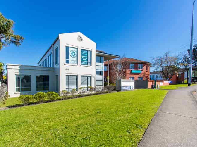 Modern Office For Lease